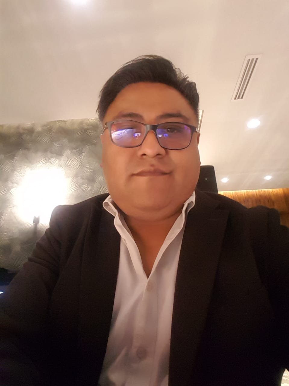Dr. Wilmer Franklin Gisbert López